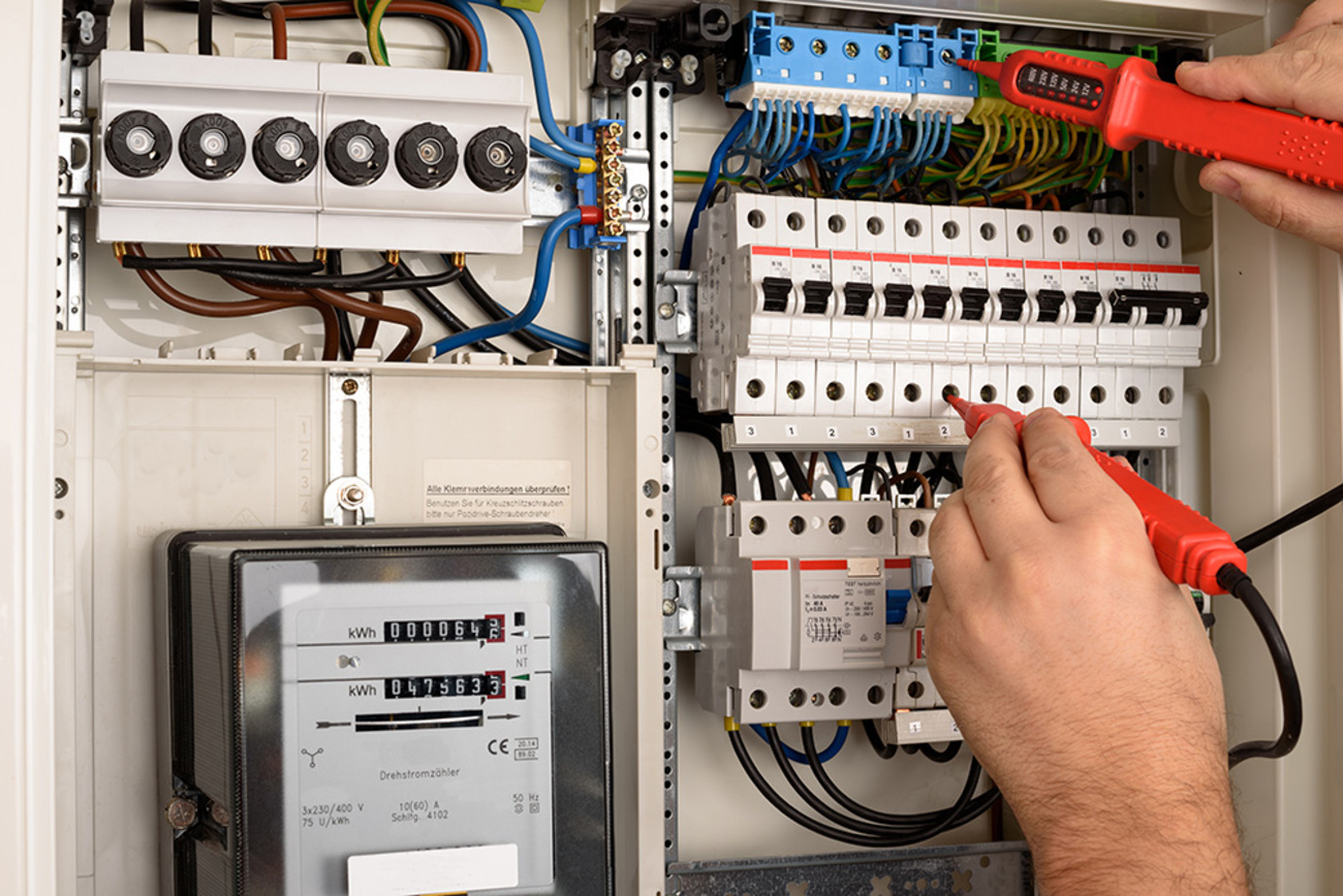 E-Check bei Schwäbischer Industrie- und Elektroservice in Ehingen